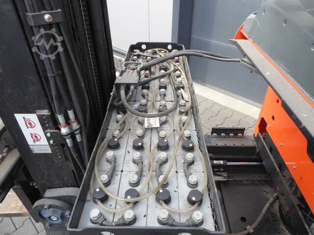 Reach Truck BT RRE200