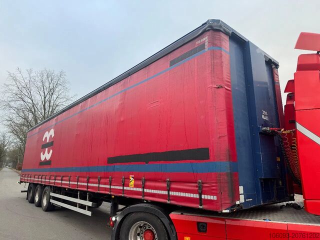 Розсувні тенти CUPPERS 3 ass schuifzeilen oplegger