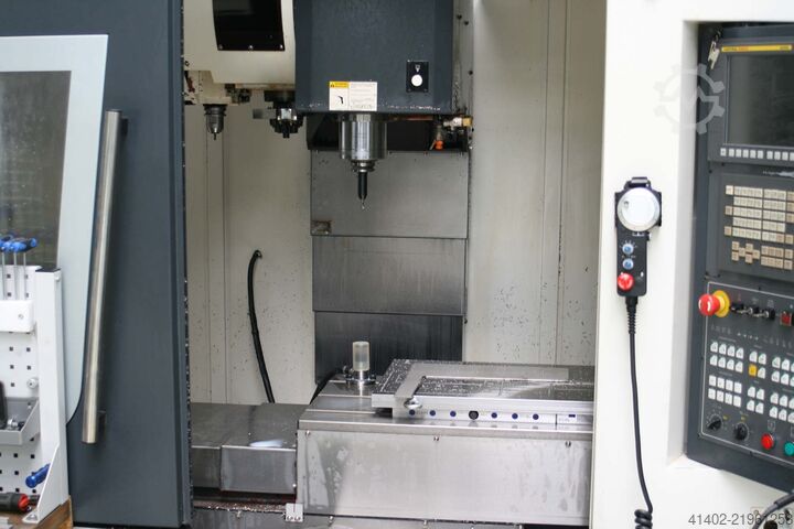 Vertikālais apstrādes centrs Posmill B 800