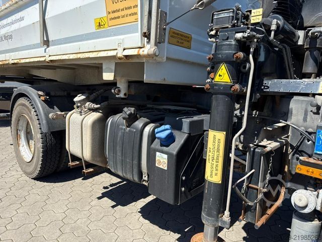 شاحنة قلابة ثلاثية الجوانب IVECO 140E250 Kipper mit HIAB Kran inklusive Anhänger