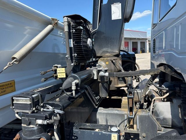 شاحنة قلابة ثلاثية الجوانب IVECO 140E250 Kipper mit HIAB Kran inklusive Anhänger