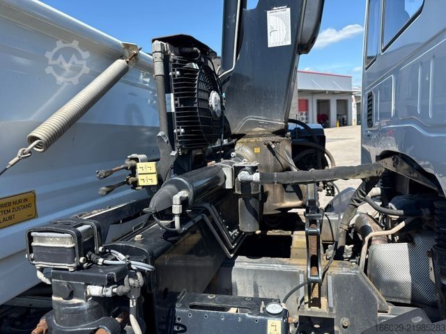 شاحنة قلابة IVECO 140E250 Kipper mit HIAB Kran inklusive Anhänger