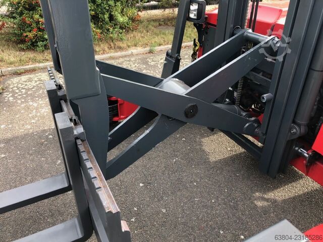  Moffett M4 25.4