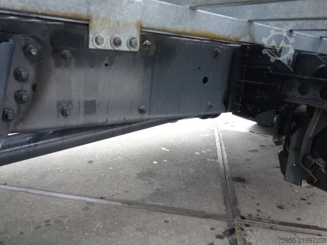 Fourgon porte-voitures DAF LF 210 oprijlaadbak,airco