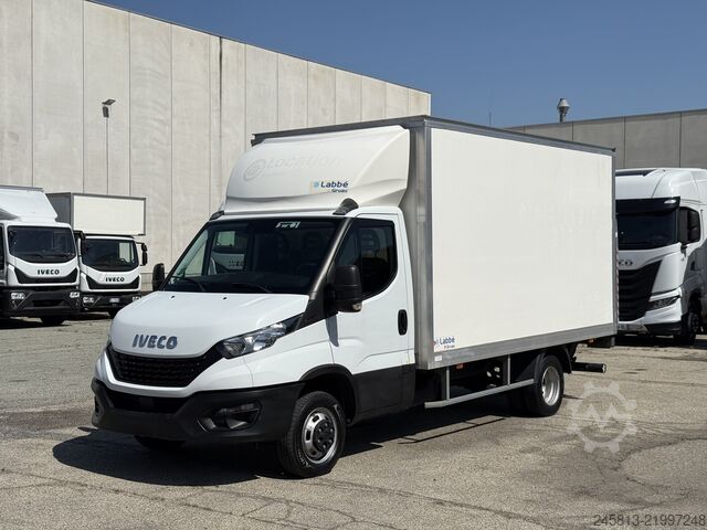 Furgoneta Iveco daily 35-160
