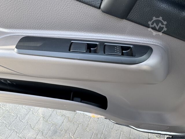 Chasis de camión Fuso Canter 9C18 Fahrgestell Neu GSR2