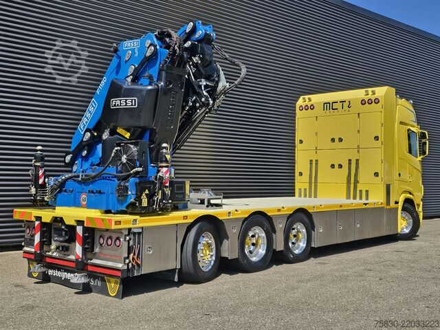 Plataforma de carga Scania S580 V8 / 8x4 / FASSI 115 t/m CRANE / RETARDER