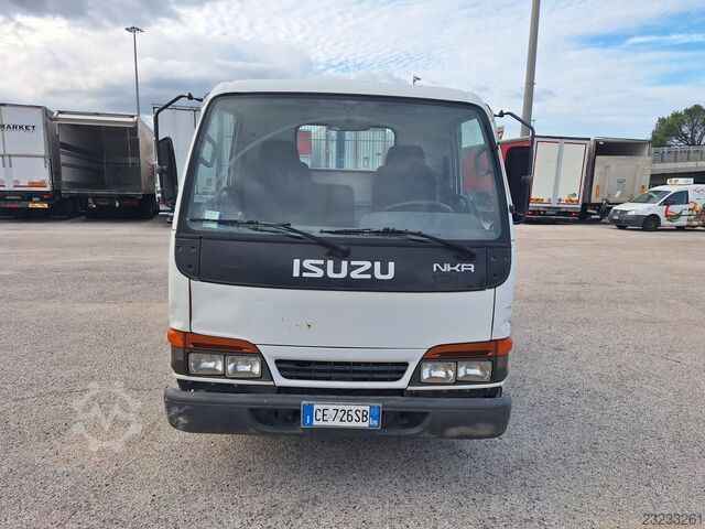  Isuzu NKR 77