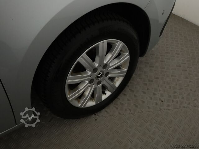 Минибус Mercedes-Benz T 180 d PROGRESSIVE Standard AUT DynLicht Kam.