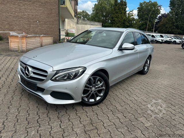 Minibussi MERCEDES-BENZ C 200 d T Autom. * LED High. * Navi * Kamera
