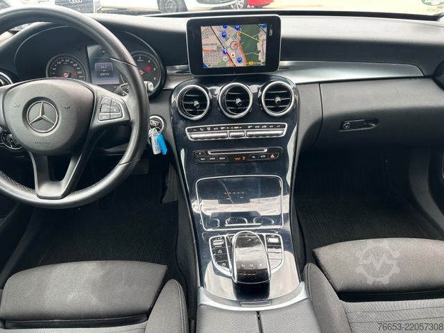 Minibussi MERCEDES-BENZ C 200 d T Autom. * LED High. * Navi * Kamera