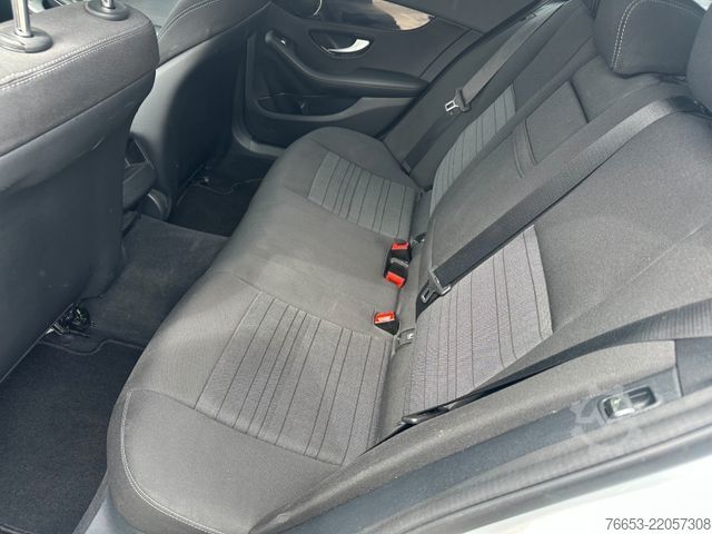 Minibussi MERCEDES-BENZ C 200 d T Autom. * LED High. * Navi * Kamera