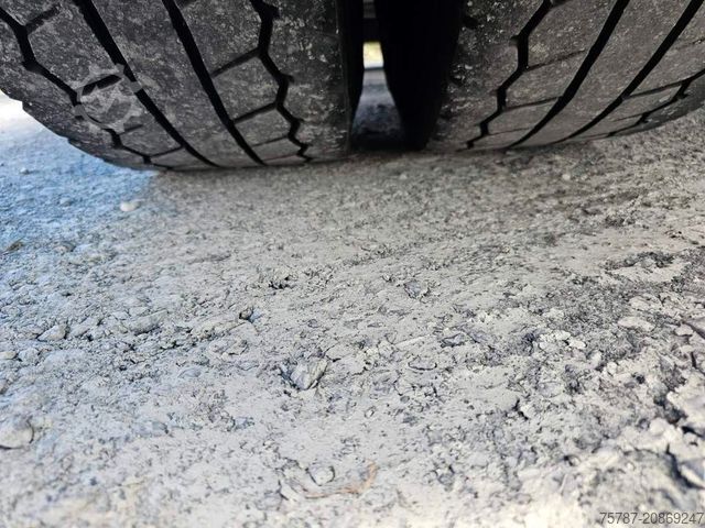 Standard SZM DAF XF 510 SSC auf 620 PS optimiert, Nebenabtrieb