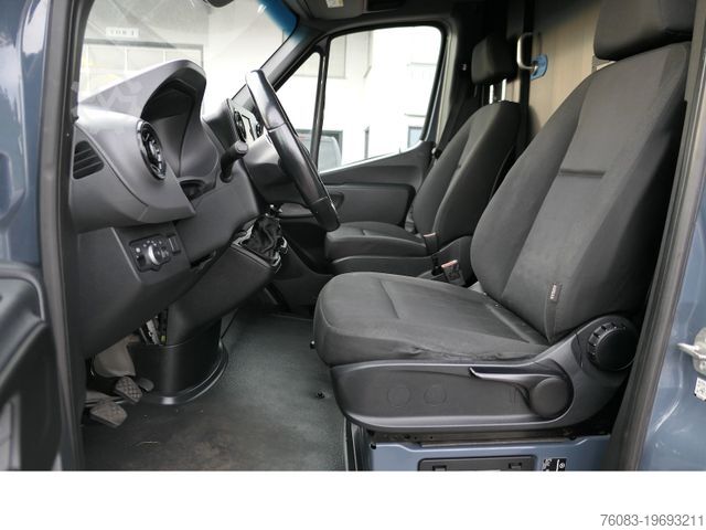 Hög tak skåpbil MERCEDES-BENZ Sprinter 314 CDI L2H2 Klima Kamera