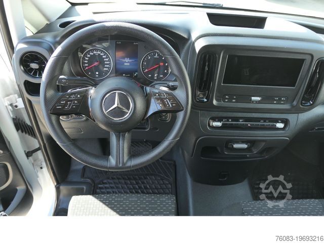 Skåpbil MERCEDES-BENZ Vito 116CDI extralang Facelift 9G Klima CAM Navi