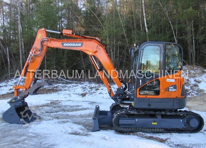 Crawler excavator DOOSAN DX62R-3