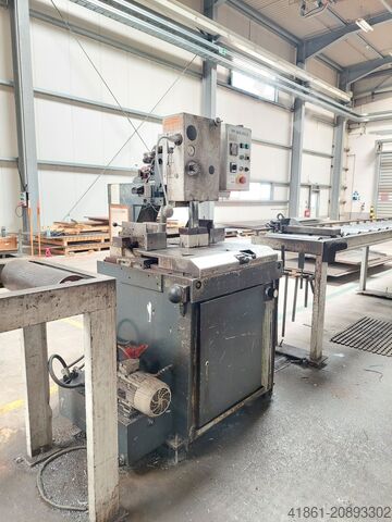 Hydr. Metallkreissägemaschine KASTO GKS 400 U