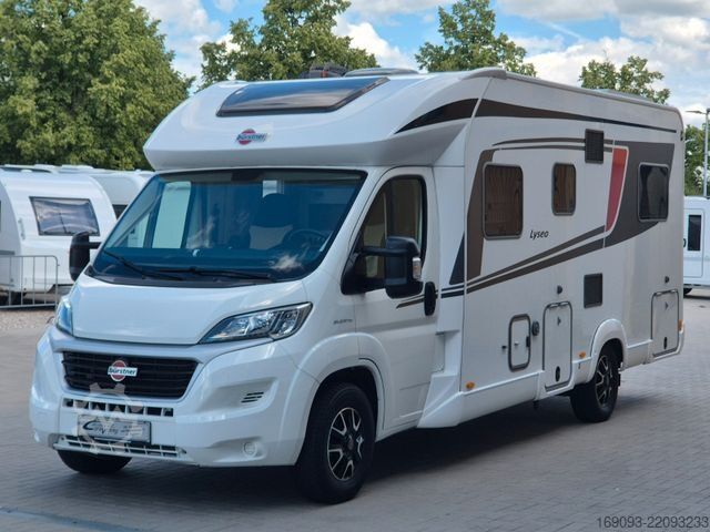 Напівінтегрований кемпер BÜRSTNER Lyseo T 744 *2x Hubbett*2xTV*MaxxFan*Navi*Solar