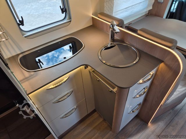 Напівінтегрований кемпер BÜRSTNER Lyseo T 744 *2x Hubbett*2xTV*MaxxFan*Navi*Solar