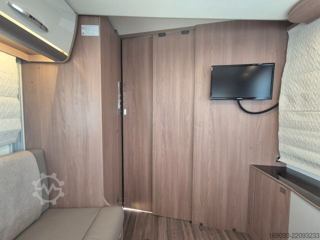 Напівінтегрований кемпер BÜRSTNER Lyseo T 744 *2x Hubbett*2xTV*MaxxFan*Navi*Solar