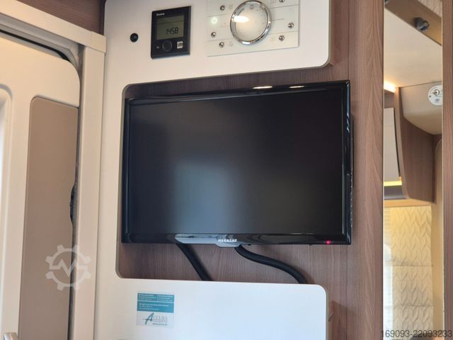 Напівінтегрований кемпер BÜRSTNER Lyseo T 744 *2x Hubbett*2xTV*MaxxFan*Navi*Solar