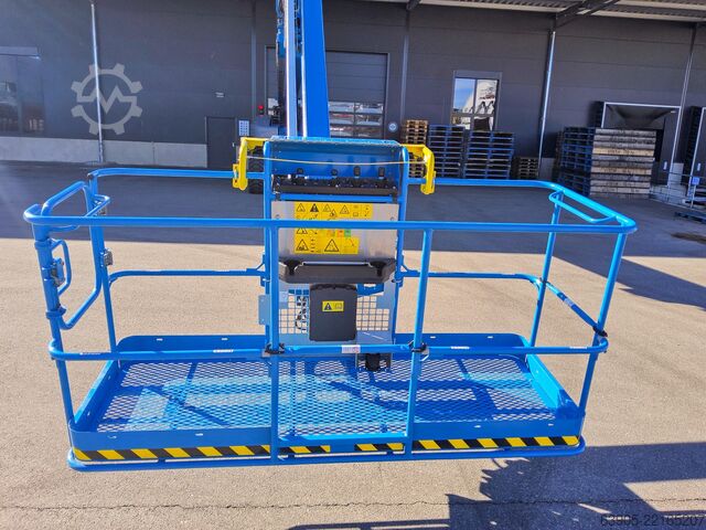 τηλεσκοπική πλατφόρμα εργασίας Genie SX-135 XC