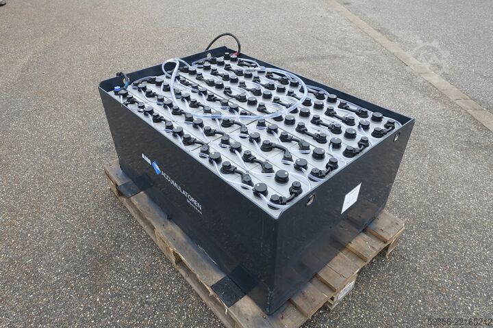 フォークリフト用バッテリー STILL Linde 80V 4PzS320 74% Staplerbatterie