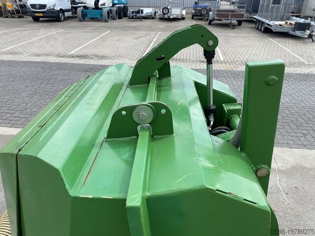 2008 John Deere MCS 580 H, volquete alto, caja recolectora + aspiración John Deere MCS 580 H, Hoogkieper, Opvangbak + afzuiging
