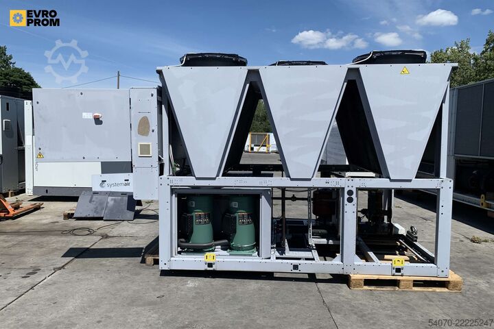 Chiller Used Industrial Chiller SYSTEMAIR - 238.1 kW | With warranty