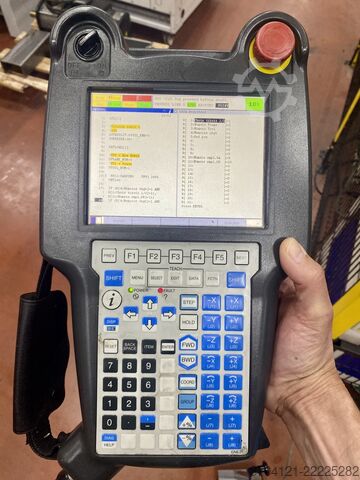 Robot industrial FANUC M-20iA/12L