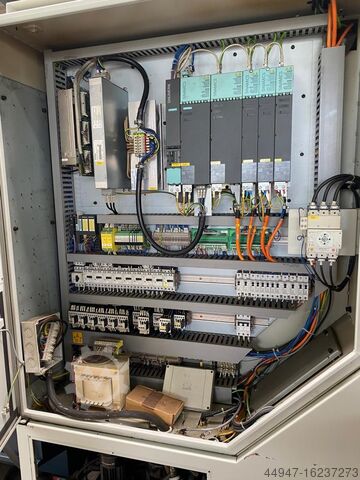 যন্ত্র কেন্দ্র SPINNER MVC 1100