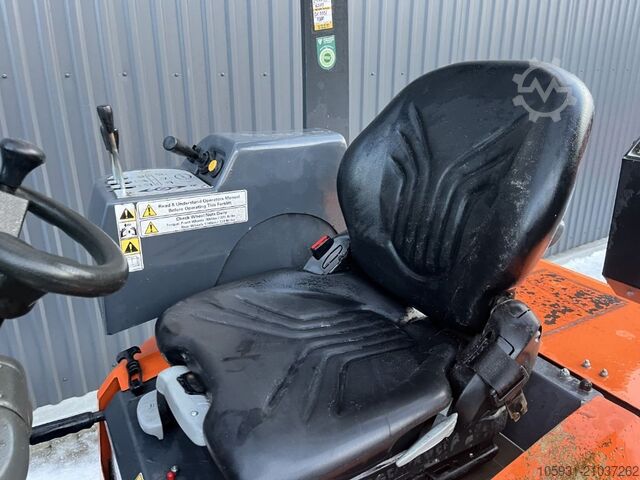 Elektro 4 Rad-Stapler Aisle-Master 20WE