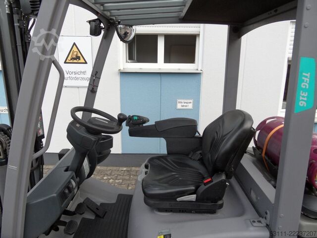 LPG krautuvai Jungheinrich TFG 316 - weiße Reifen - Freihub
