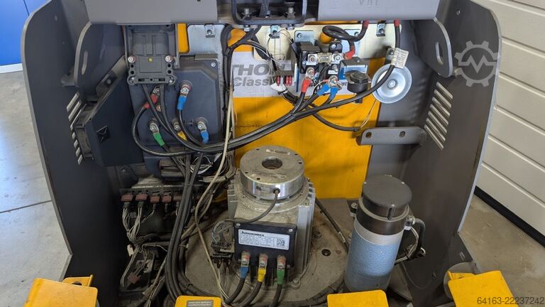 Vetotraktori Jungheinrich EZS C40