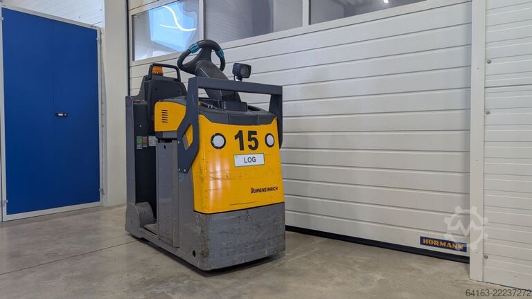 Vetotraktori Jungheinrich EZS 130