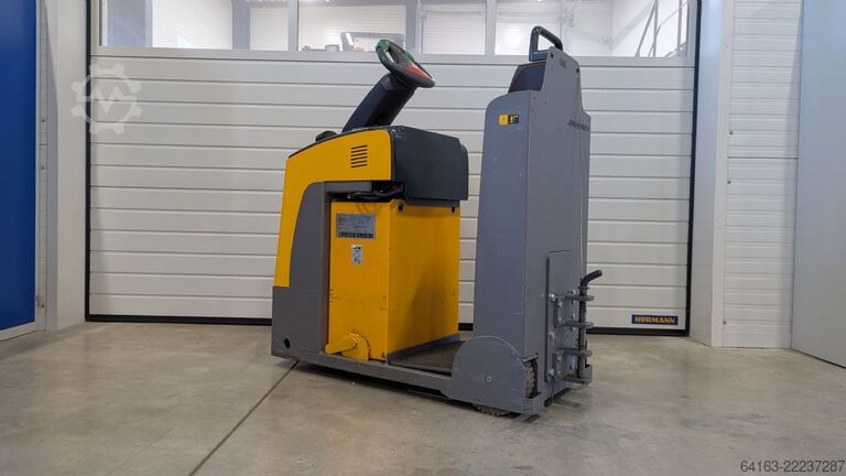 Vetotraktori Jungheinrich EZS 130