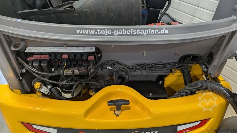 Carretilla eléctrica de 3 ruedas Jungheinrich EFG 213 GE115-310ZZ