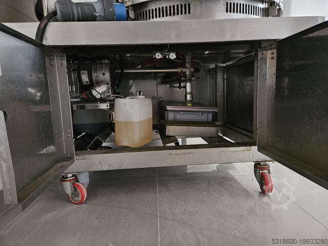Auto Clean Rotisseries - Multisserie Fri-jado Multisserie with disposable waste bags