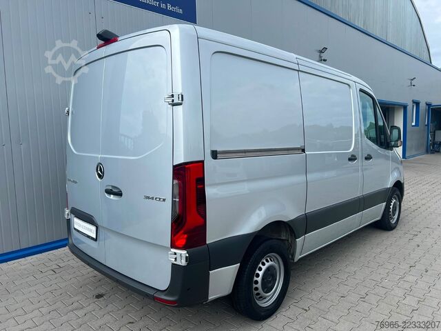 Furgoneta MERCEDES-BENZ Sprinter 314 AUTOMATIK NAVI DISTRONIC KAMERA LED