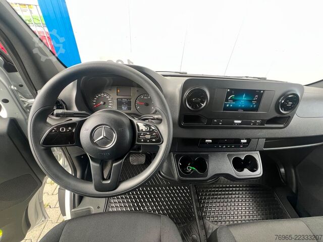 Furgoneta MERCEDES-BENZ Sprinter 314 AUTOMATIK NAVI DISTRONIC KAMERA LED