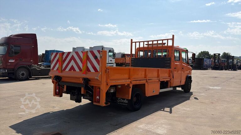 Flatbed Mercedes-Benz 813 D (EX COMMUNAL / BE TRUCK / PARFAIT ETAT / ...