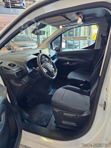 Panel kombi OPEL Combo-e Cargo XL 50-kWh Regalsystem Navi Kamera