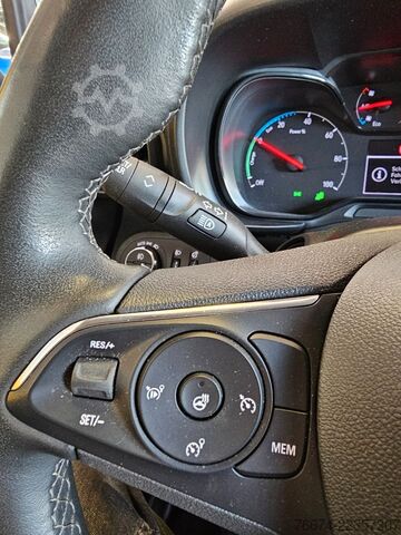 Panelinis furgonas OPEL Combo-e Cargo XL 50-kWh Regalsystem Navi Kamera