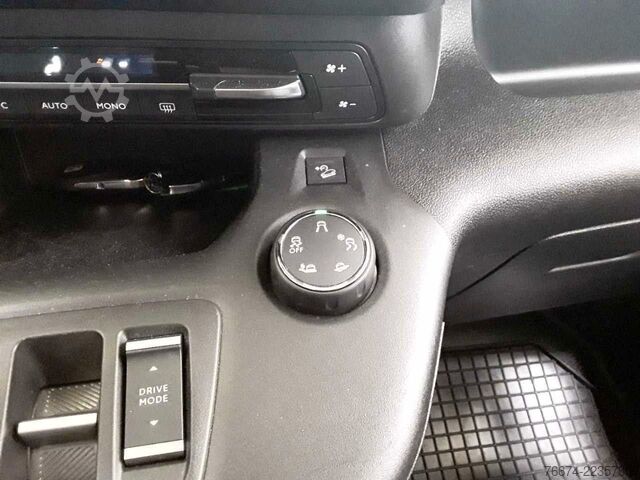 Panelinis furgonas OPEL Combo-e Cargo XL 50-kWh Regalsystem Navi Kamera