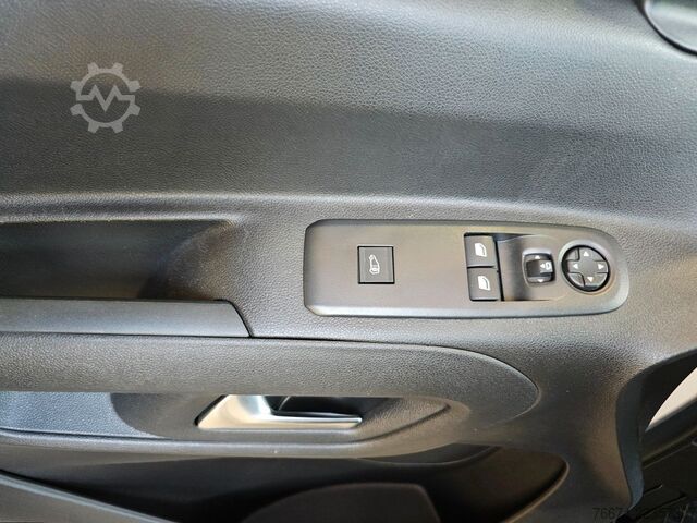 Panelinis furgonas OPEL Combo-e Cargo XL 50-kWh Regalsystem Navi Kamera