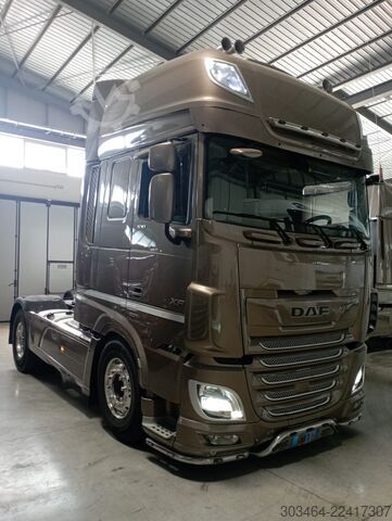 标准牵引车头 DAF XF 530 Full PNEUM.-ADR-retarder+MX- FULL