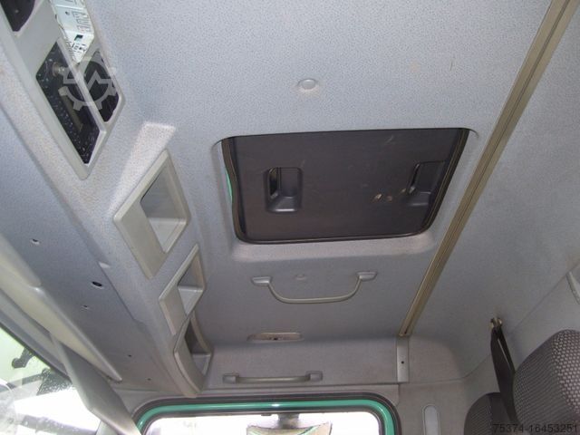 Autobasculantă cu trei căi MERCEDES-BENZ Atego 824 Meiller Bluetec5 Klima