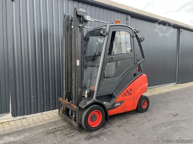 Treibgasstapler Linde H30T-02