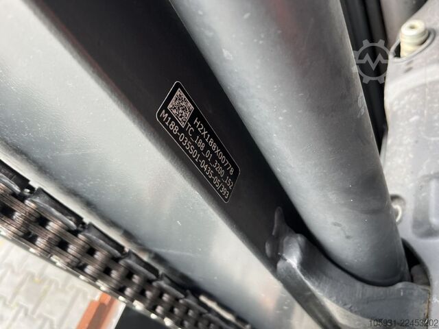 Treibgasstapler Linde H30T-02