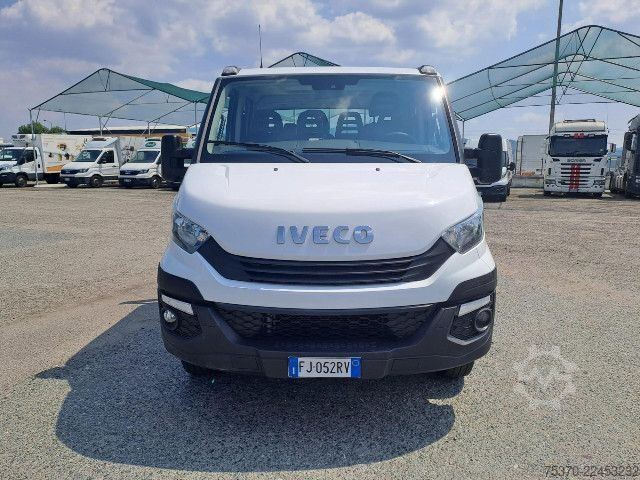Furgonçinë me kiper IVECO DAILY 35C15